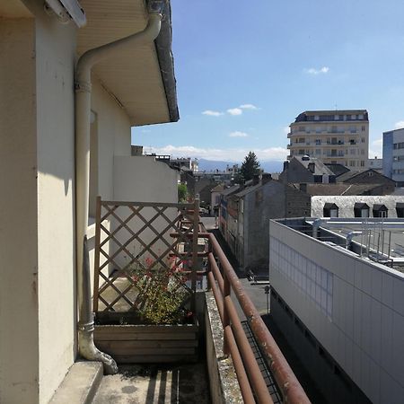 Appartement T4 Lumineux Avec Balcon - 3Eme Etage Sans Ascenseur 타르브 외부 사진