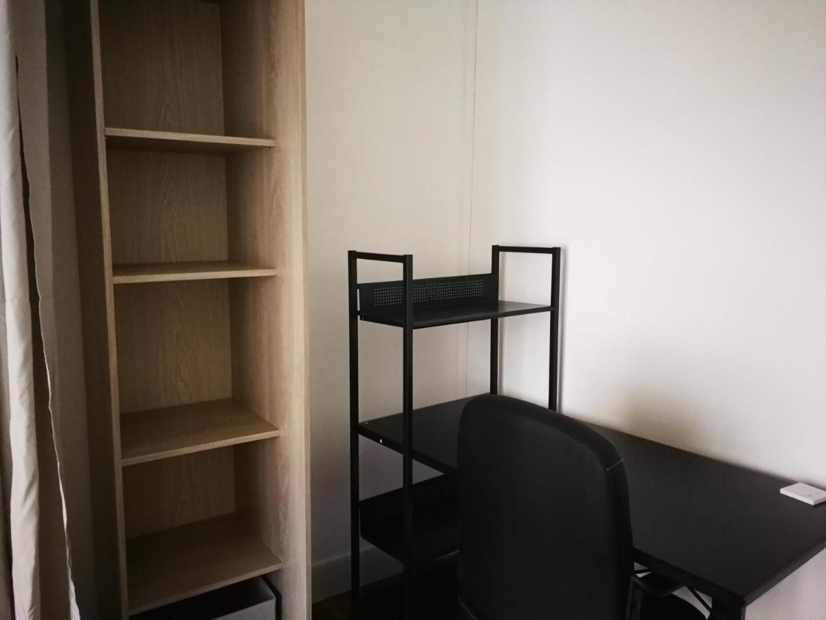 Appartement T4 Lumineux Avec Balcon - 3Eme Etage Sans Ascenseur 타르브 외부 사진